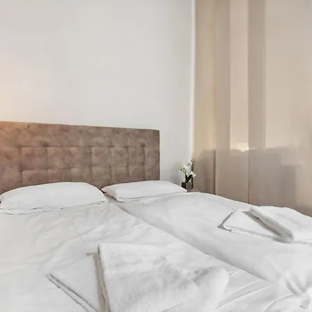 Modern&new designer flat in Charlottenburg Berlin Exterior foto